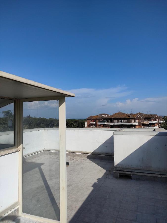 Francigena Sutri Apartment Con Posto Auto Riservato E Coperto Exterior photo